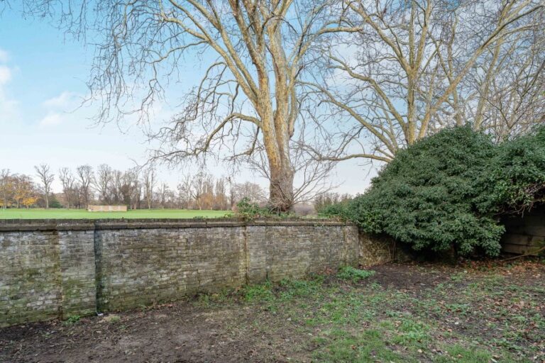 Jubilee Crescent, Edmonton, N9 (2725670) Photo 24