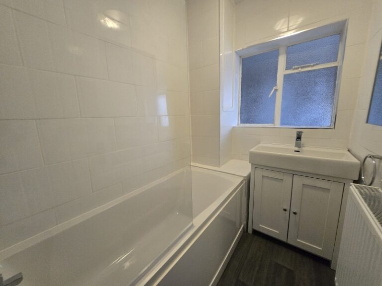 Ordnance Road, Enfield, EN3 6BN (2725753) Photo 3