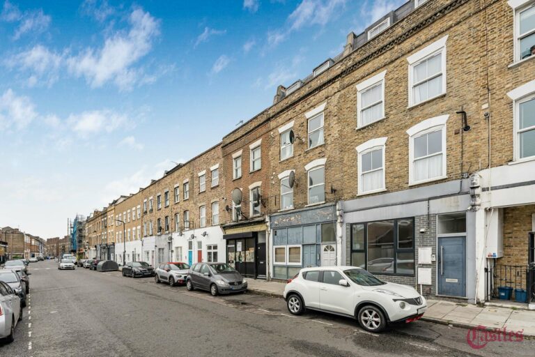 Clarence Road, London