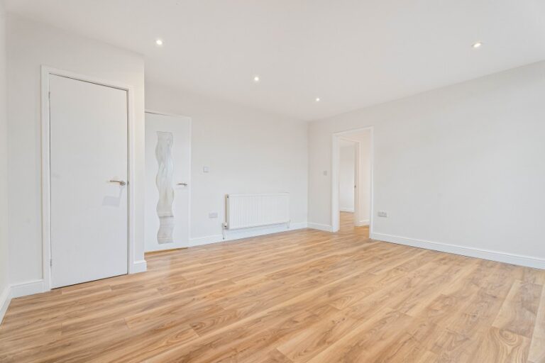 Jubilee Crescent, Edmonton, N9 (2725670) Photo 10