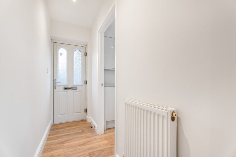 Jubilee Crescent, Edmonton, N9 (2725670) Photo 6