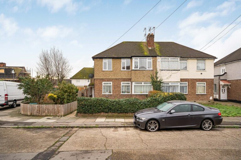 Stainton Road, Enfield