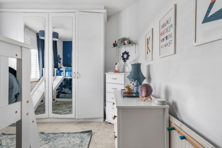 Carterhatch Lane, Enfield, EN1 (2727041) Photo 13