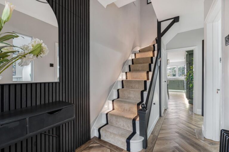 Carterhatch Lane, Enfield, EN1 (2727041) Photo 12