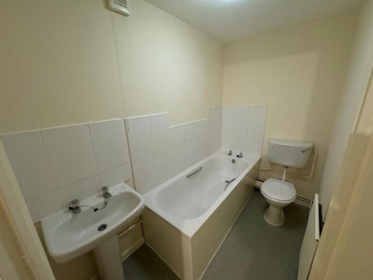 Streamside Close, Edmonton, N9 (2726534) Photo 3