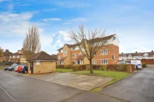Cherry Blossom Close, London, N13