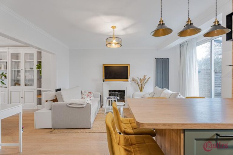 Ladysmith Road, Enfield, EN1 (2728057) Photo 3