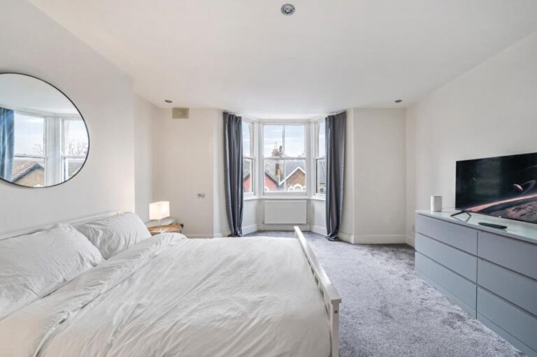 Quested Court, Hackney, E5 (2727603) Photo 3