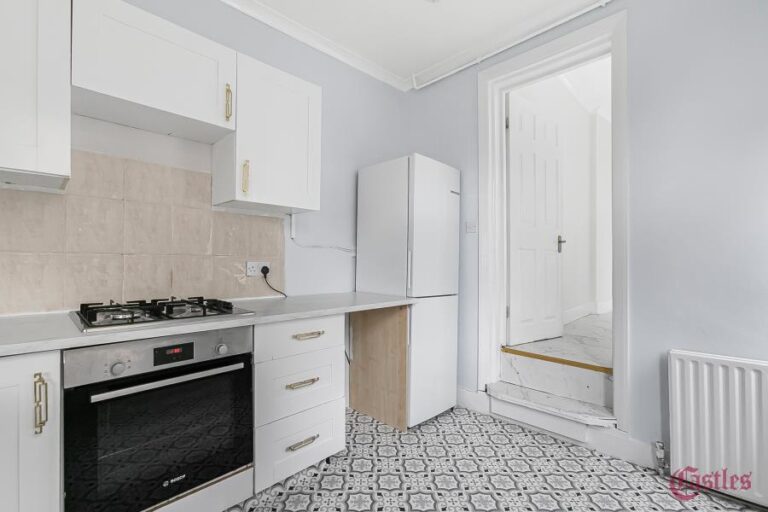 Haselbury Road, Edmonton, N18 (2728395) Photo 3