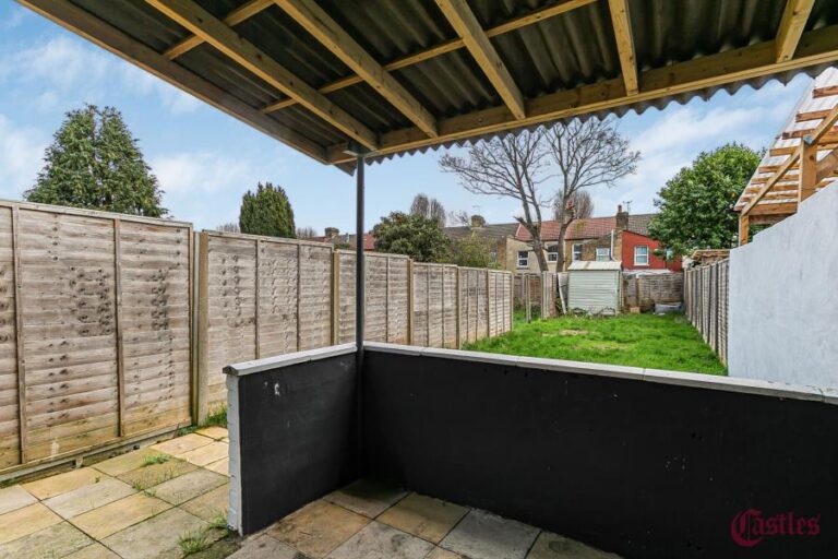 Haselbury Road, Edmonton, N18 (2728395) Photo 14