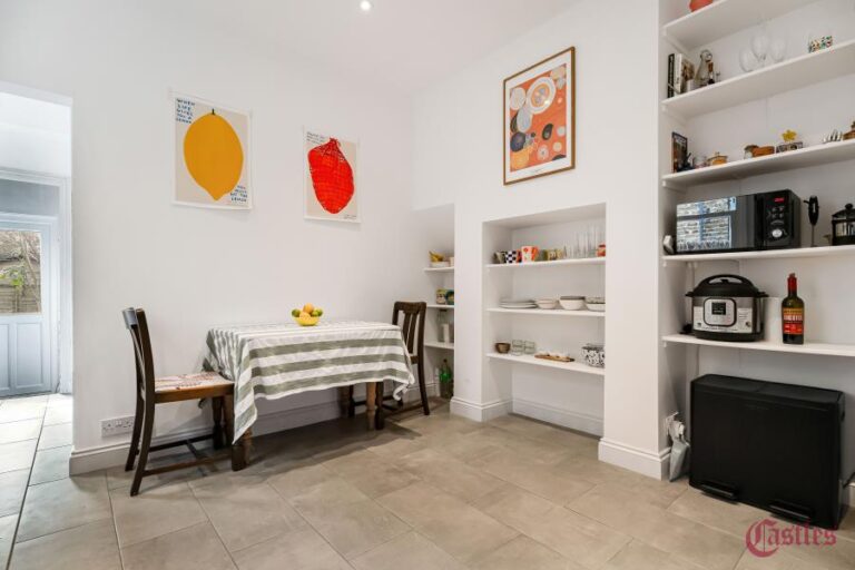 Manchester Road, Tottenham, N15 (2728252) Photo 2