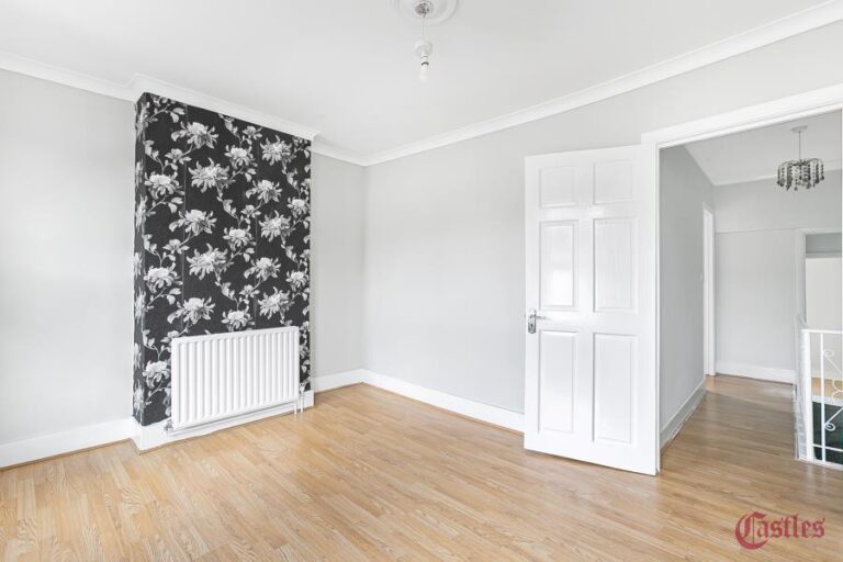 Haselbury Road, Edmonton, N18 (2728395) Photo 6