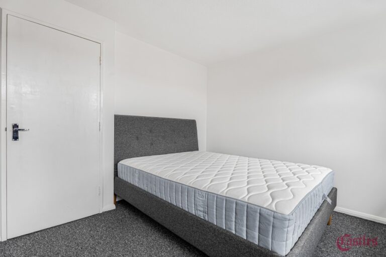 Edmeston Close, Hackney, E9 (2679011) Photo 4