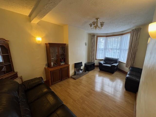 Oatlands Road, Enfield, EN3 (2728054) Photo 2
