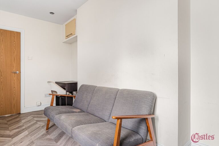 Quested Court, Hackney, E5 (2727603) Photo 15