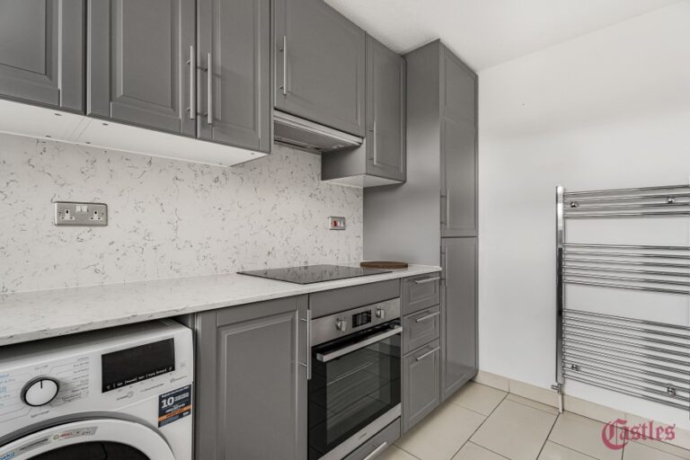 Edmeston Close, Hackney, E9 (2679011) Photo 2