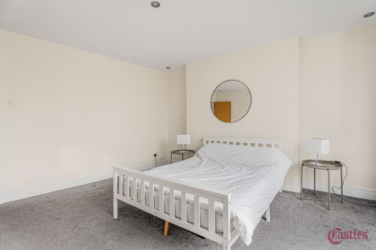 Quested Court, Hackney, E5 (2727603) Photo 10