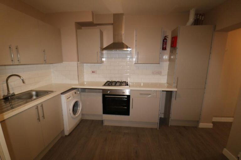 Lytton Avenue, Enfield, EN3 (2511711) Photo 2