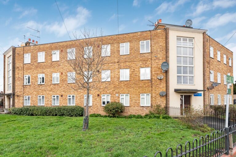 Nightingale Road, Edmonton