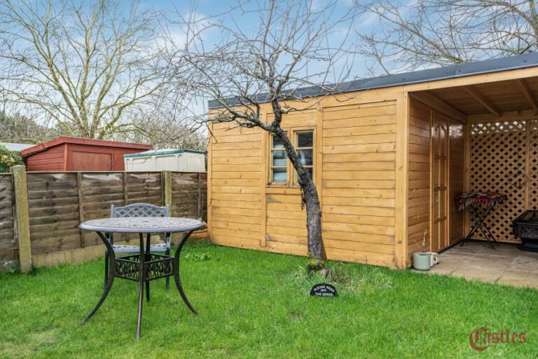 Ladysmith Road, Enfield, EN1 (2728057) Photo 17