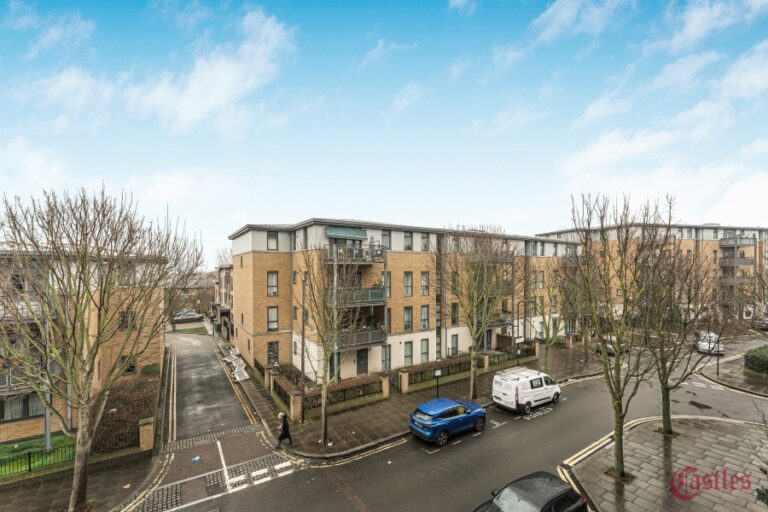 Bellevalia Court, E5 (2727746) Photo 7