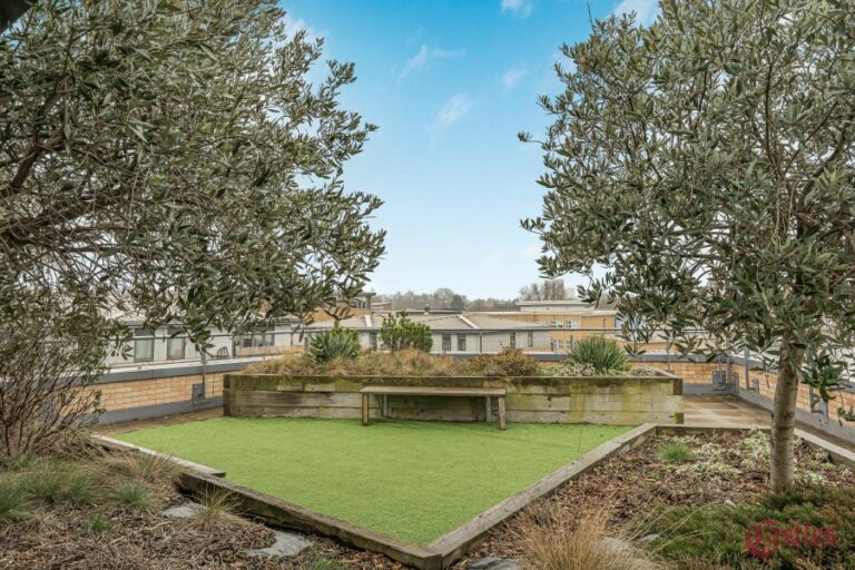 Bellevalia Court, E5 (2727746) Photo 22