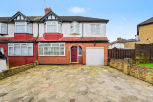 Ascot Gardens, Enfield