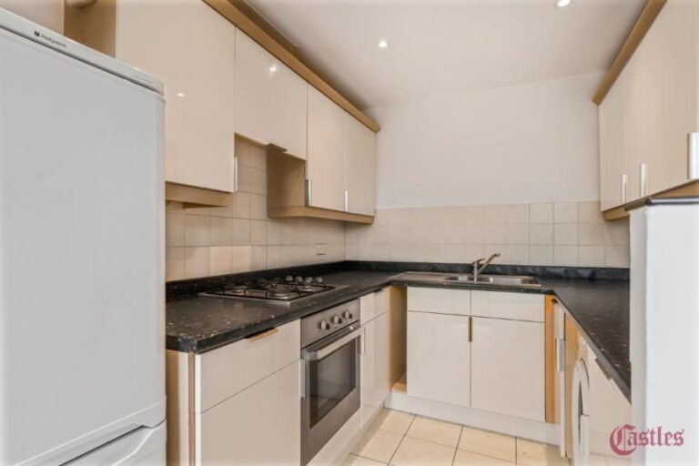 Southwold Road, Upper Clapton, E5 (2728349) Photo 3