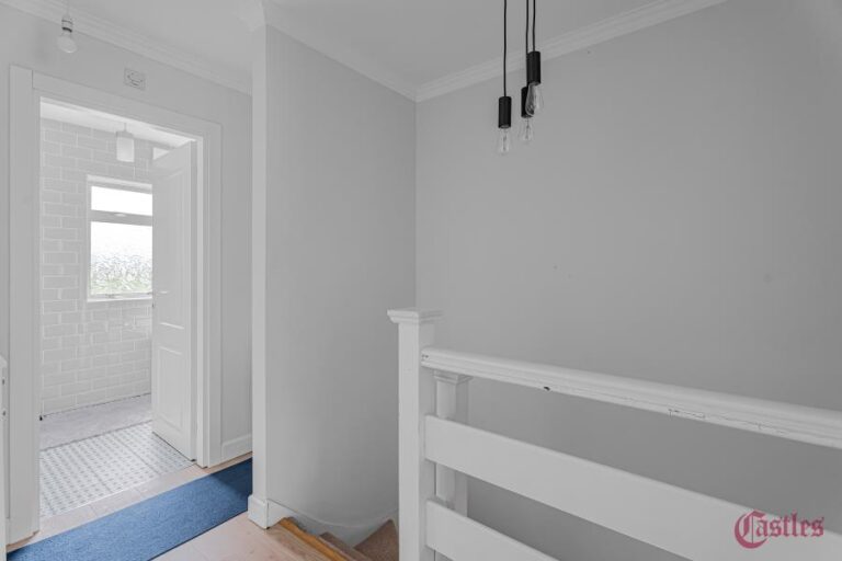 Ladysmith Road, Enfield, EN1 (2728057) Photo 19