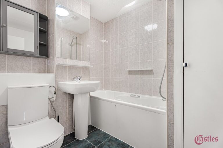 Edmeston Close, Hackney, E9 (2679011) Photo 17