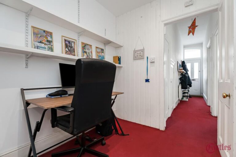 Manchester Road, Tottenham, N15 (2728252) Photo 6