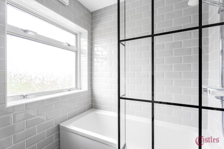 Ladysmith Road, Enfield, EN1 (2728057) Photo 9