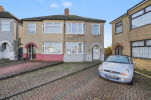 Paternoster Close, Waltham Abbey