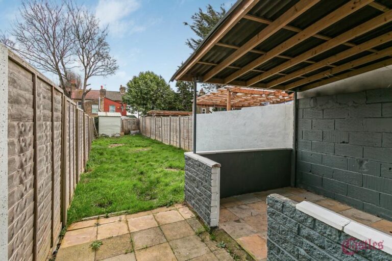 Haselbury Road, Edmonton, N18 (2728395) Photo 5