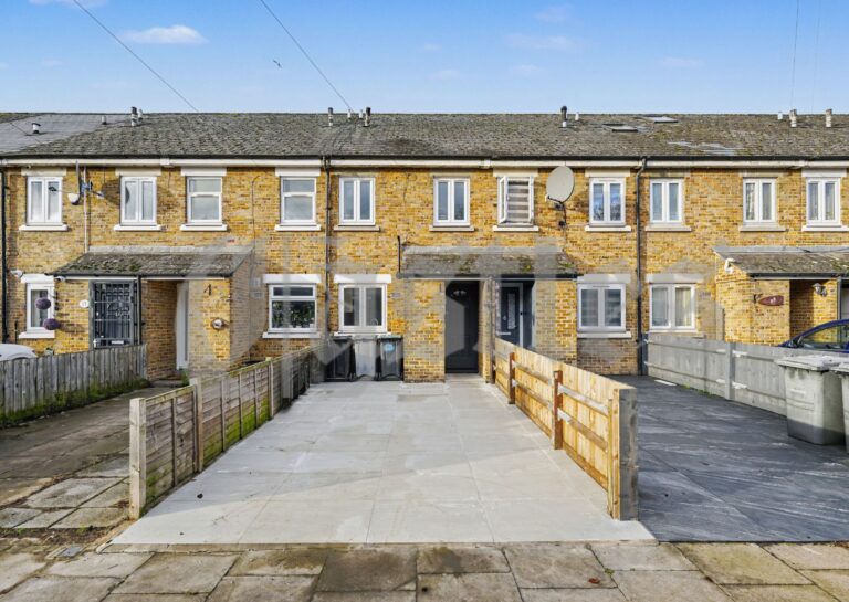 Spondon Road, South Tottenham