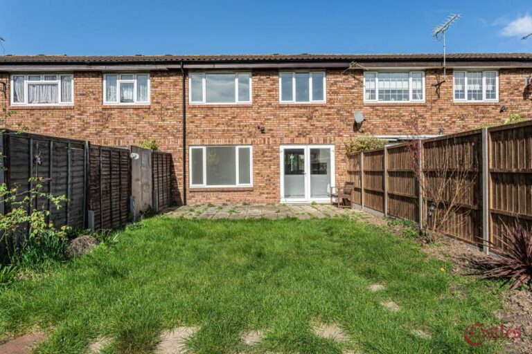 Glamis Close, Cheshunt, EN7 (2729512) Photo 6