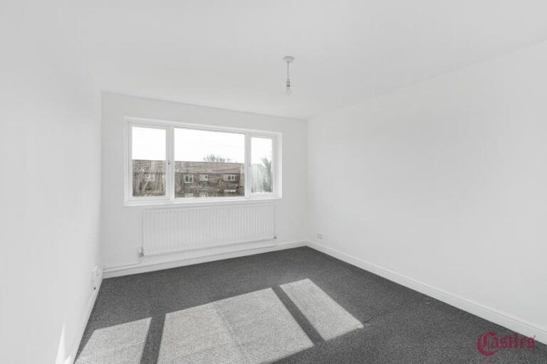 Glamis Close, Cheshunt, EN7 (2729512) Photo 11