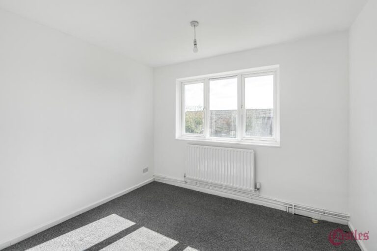 Glamis Close, Cheshunt, EN7 (2729512) Photo 4