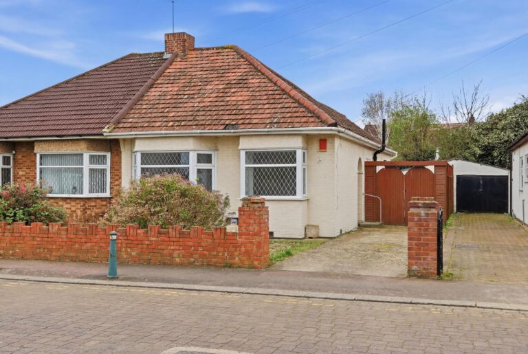 Swanfield Road, Waltham Cross