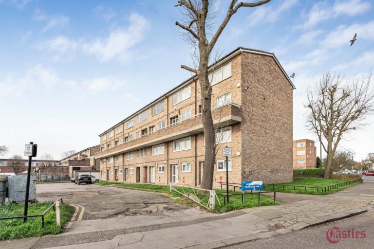 Hertford Road, Edmonton, N9 (2364045) Photo 17