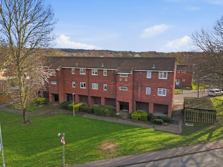 Fullers Close, EN9 3HS