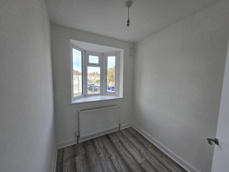 Lingfield Gardens, Edmonton, N9 (2695051) Photo 7