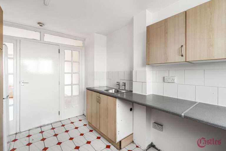 Hertford Road, Edmonton, N9 (2364045) Photo 14