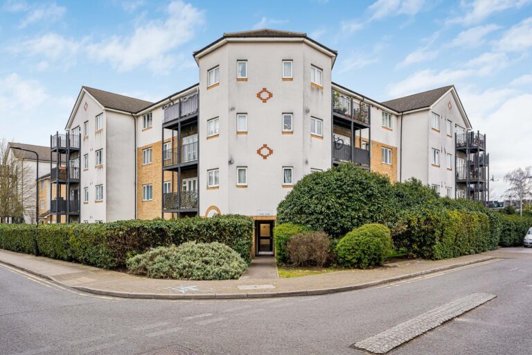 Acer Court,Enstone Road, Enfield