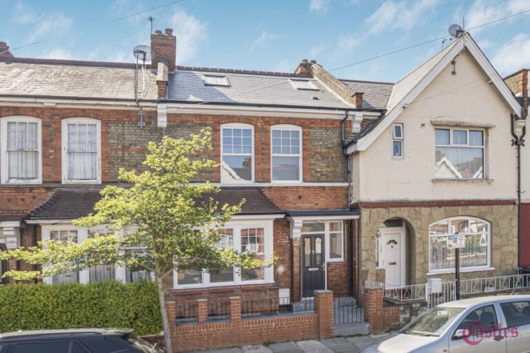 Russell Avenue, Wood Green, N22 (2731174) Photo 24