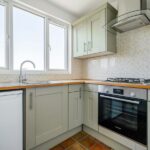 Alexandra Park Road, Muswell Hill, N10 (2730869) Photo 2