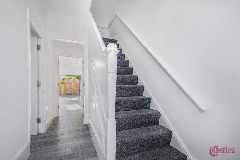 Russell Avenue, Wood Green, N22 (2731174) Photo 9