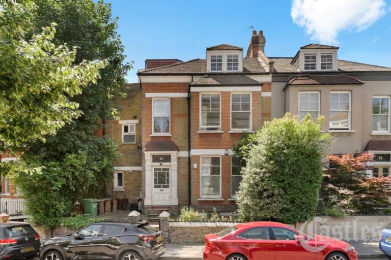 Hornsey Rise Gardens N19 (2273859) Photo 3