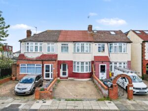 Westmoor Gardens, Enfield