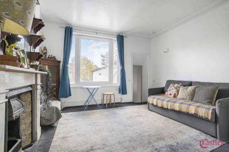 Ferme Park Road, Crouch End, N8 (2730728) Photo 3